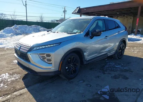 2025 Mitsubishi Eclipse Cross Le S-Awc z USA, uszkodzony, nr VIN JA4ATVAA7SZ010128